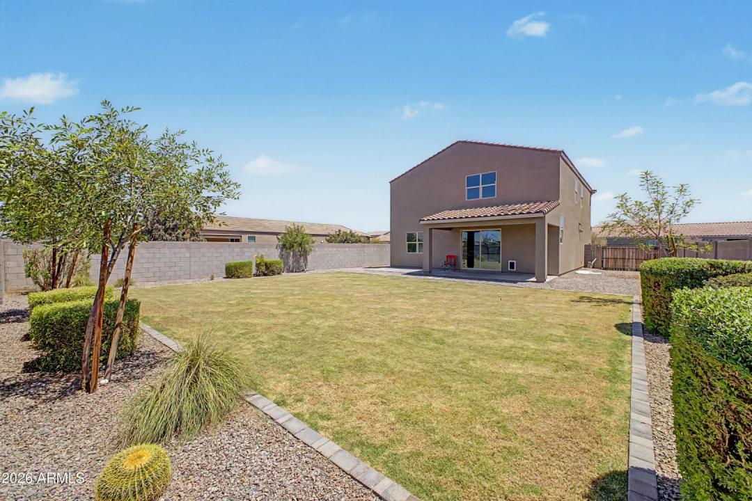Real Estate Picture 24