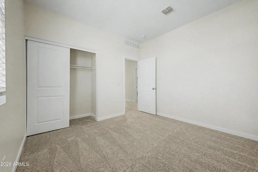 Real Estate Picture 17