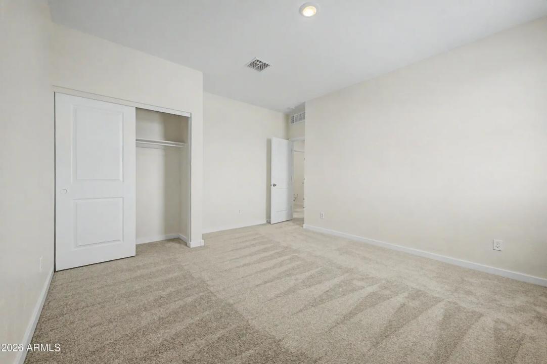 Real Estate Picture 19