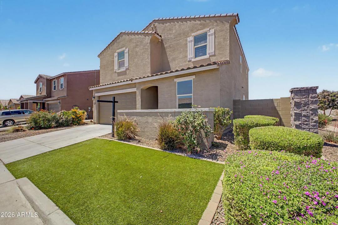 Real Estate Picture 2