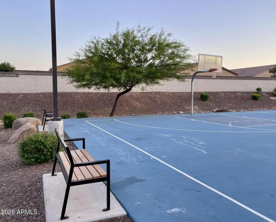 Real Estate Picture 40
