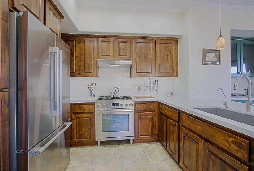 Real Estate Picture 20