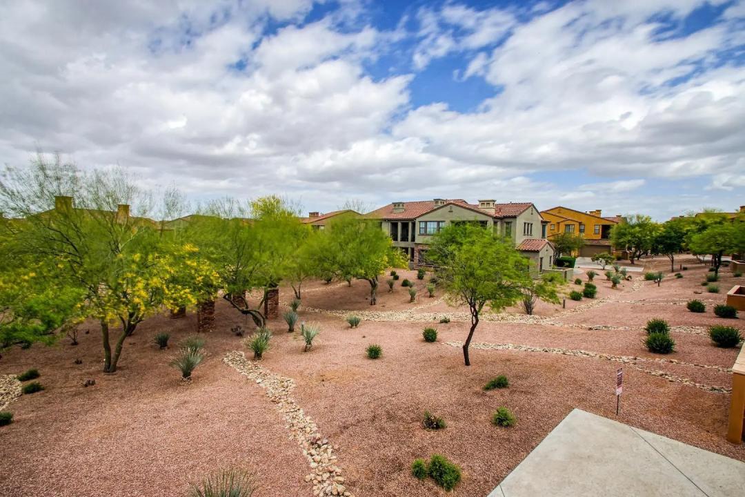 Real Estate Picture 42