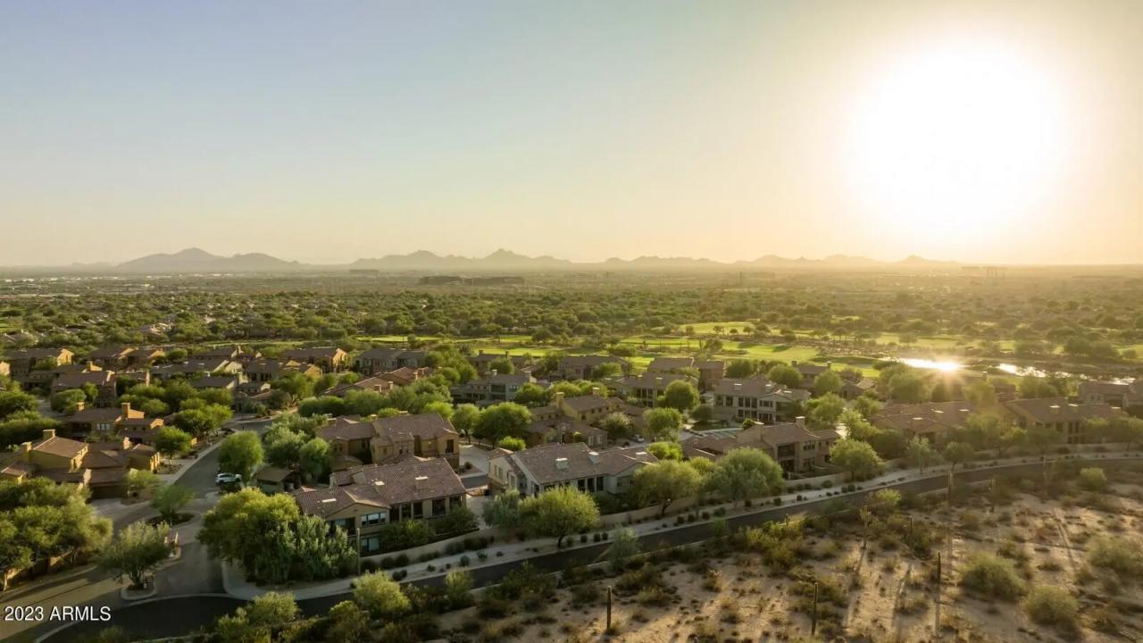 Real Estate Picture 98