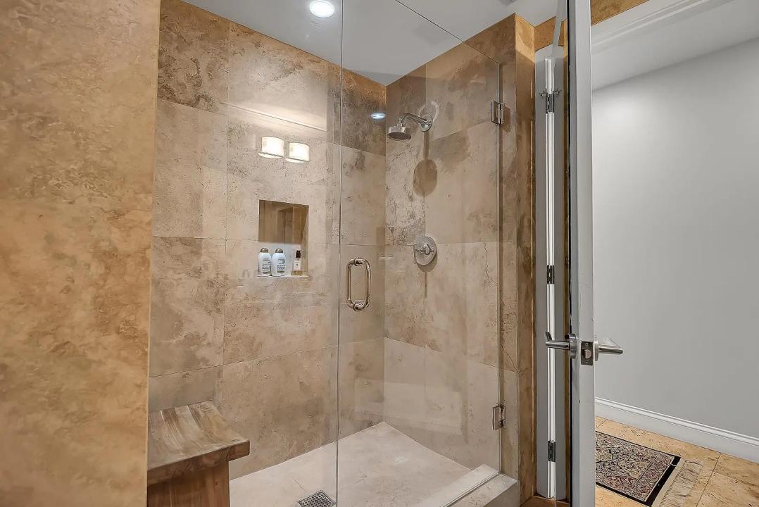 Real Estate Picture 36