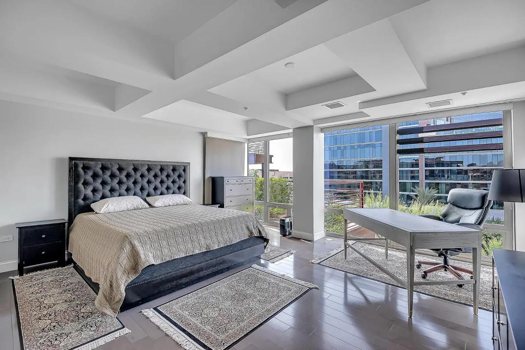Real Estate Picture 37