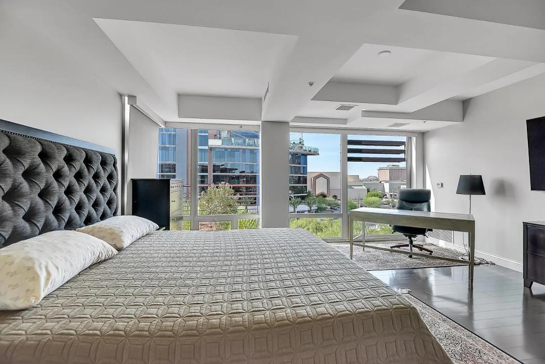 Real Estate Picture 40