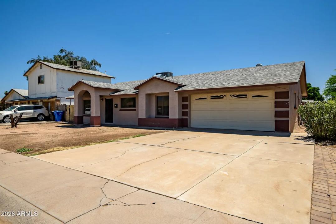 Real Estate Picture 1