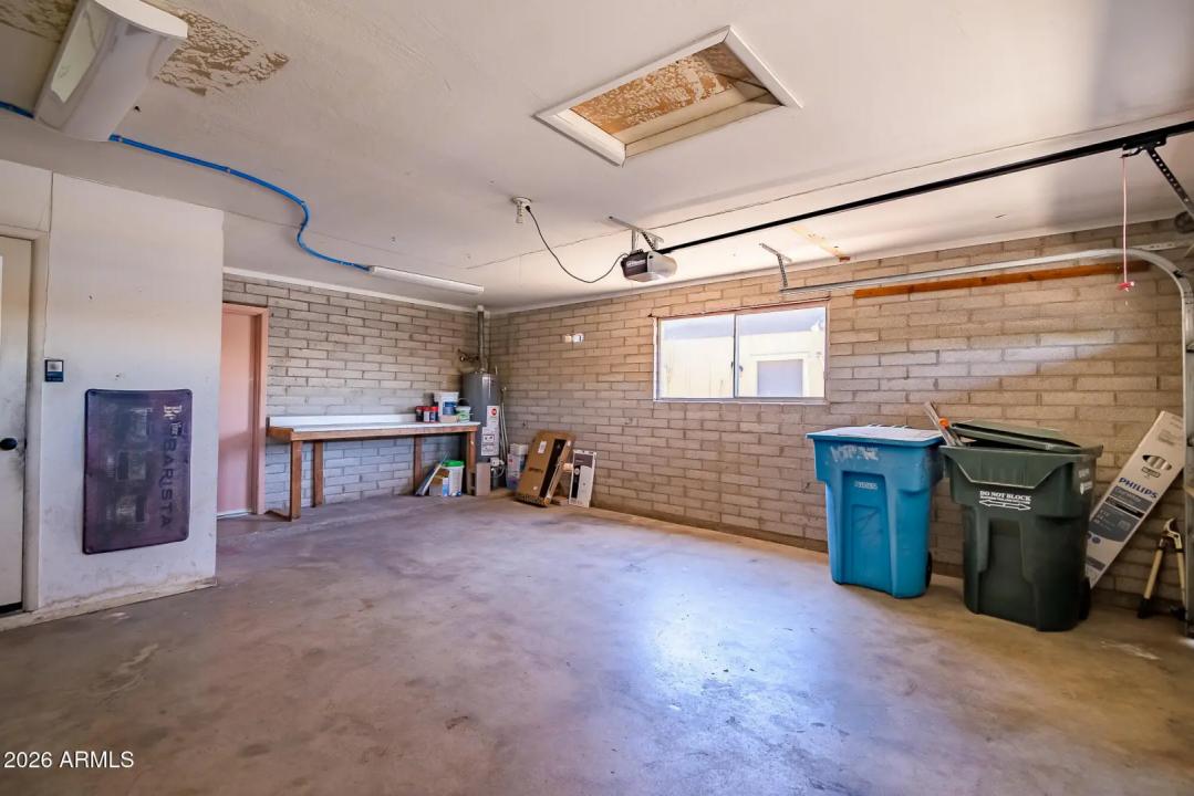 Real Estate Picture 23