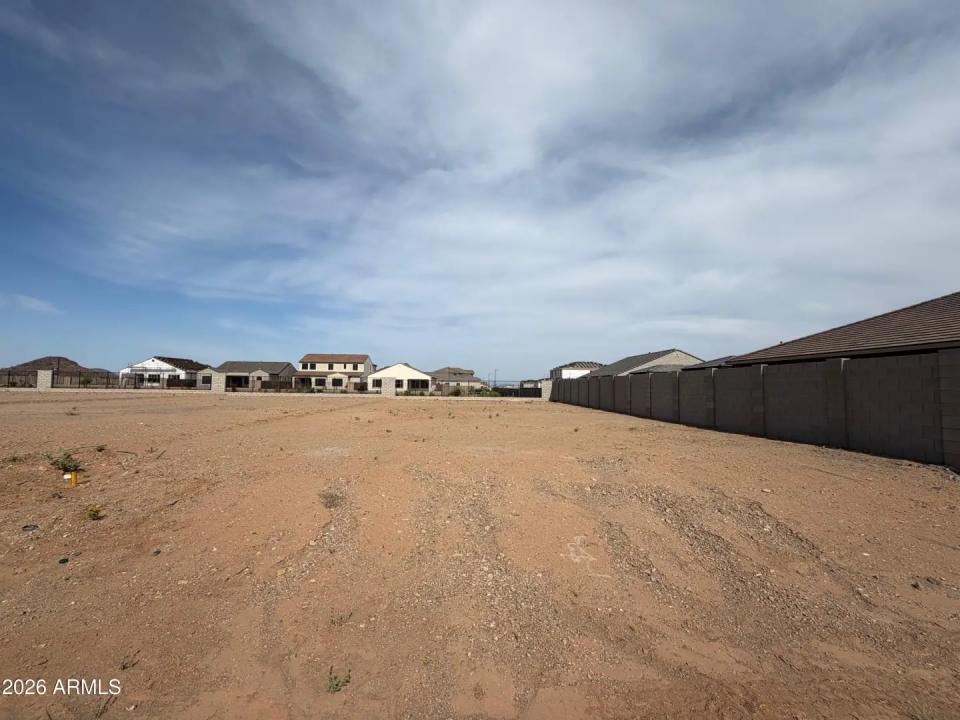 Real Estate Picture 2