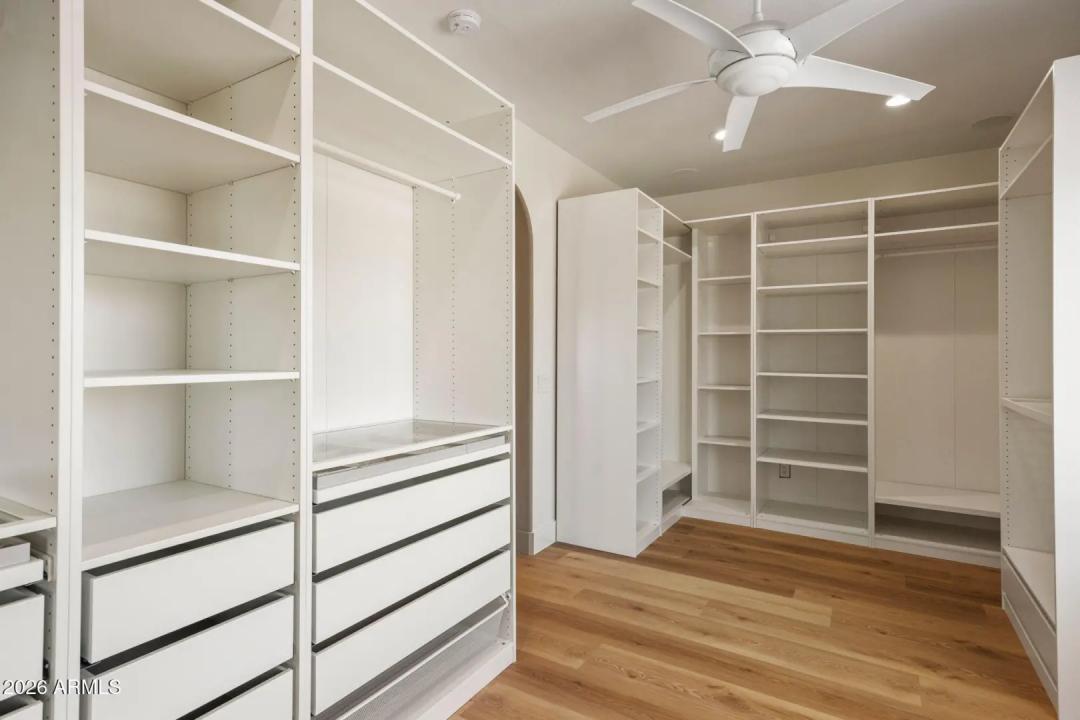 Real Estate Picture 26