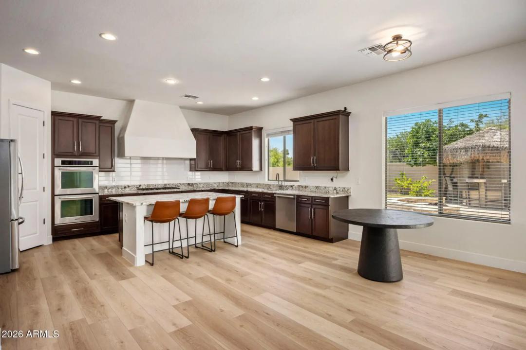 Real Estate Picture 2