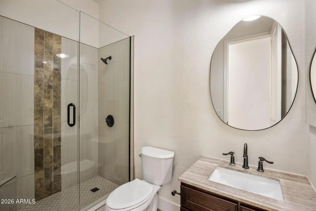 Real Estate Picture 18