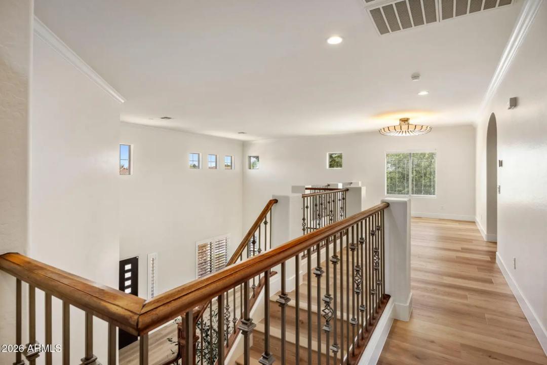 Real Estate Picture 19