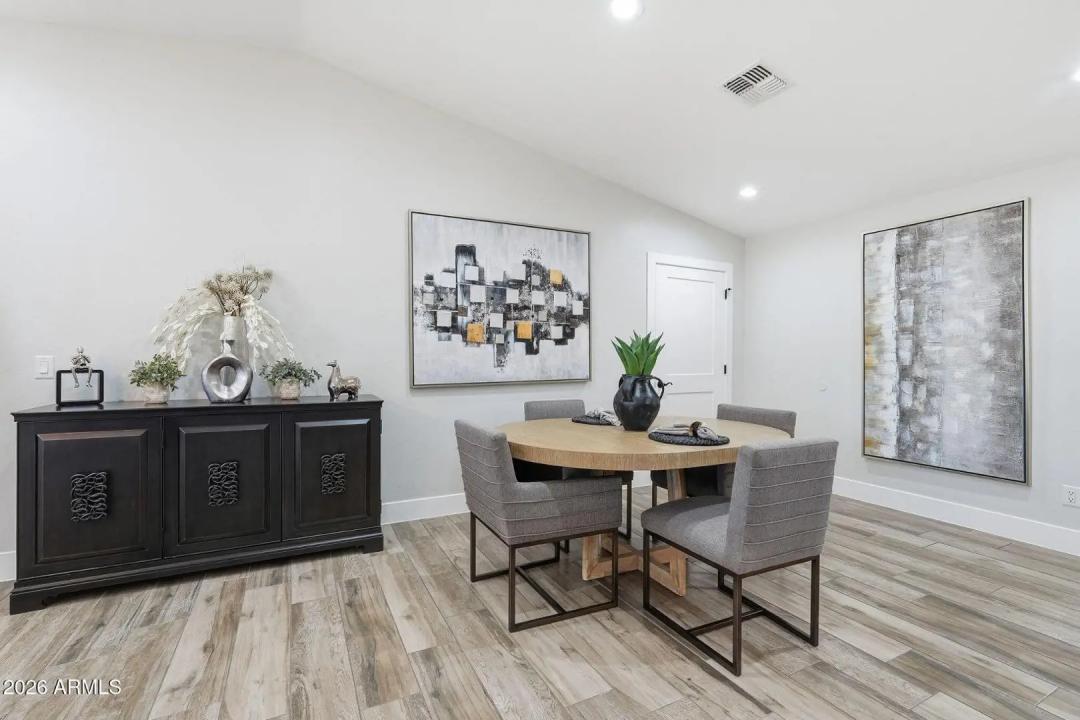 Real Estate Picture 19