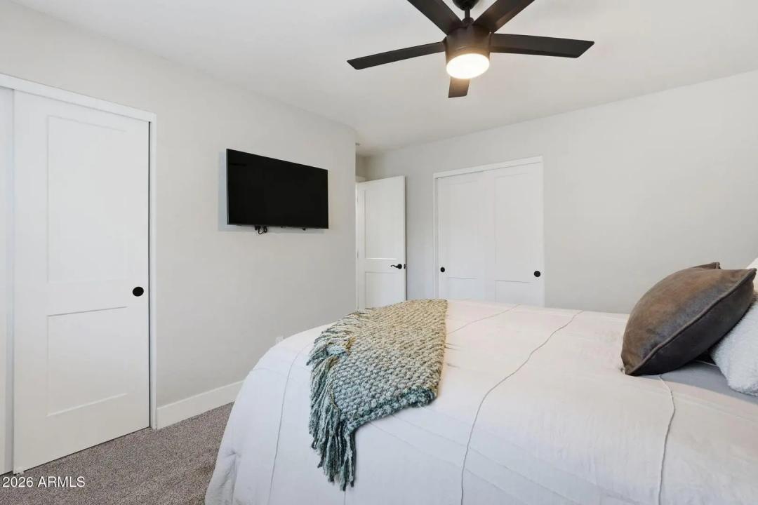 Real Estate Picture 26