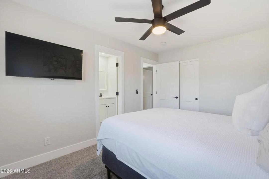 Real Estate Picture 29