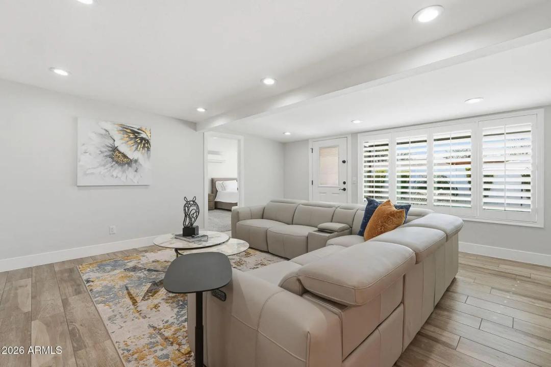 Real Estate Picture 38