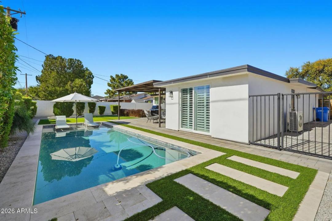 Real Estate Picture 44