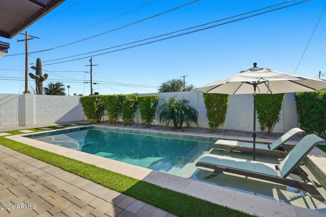 Real Estate Picture 48