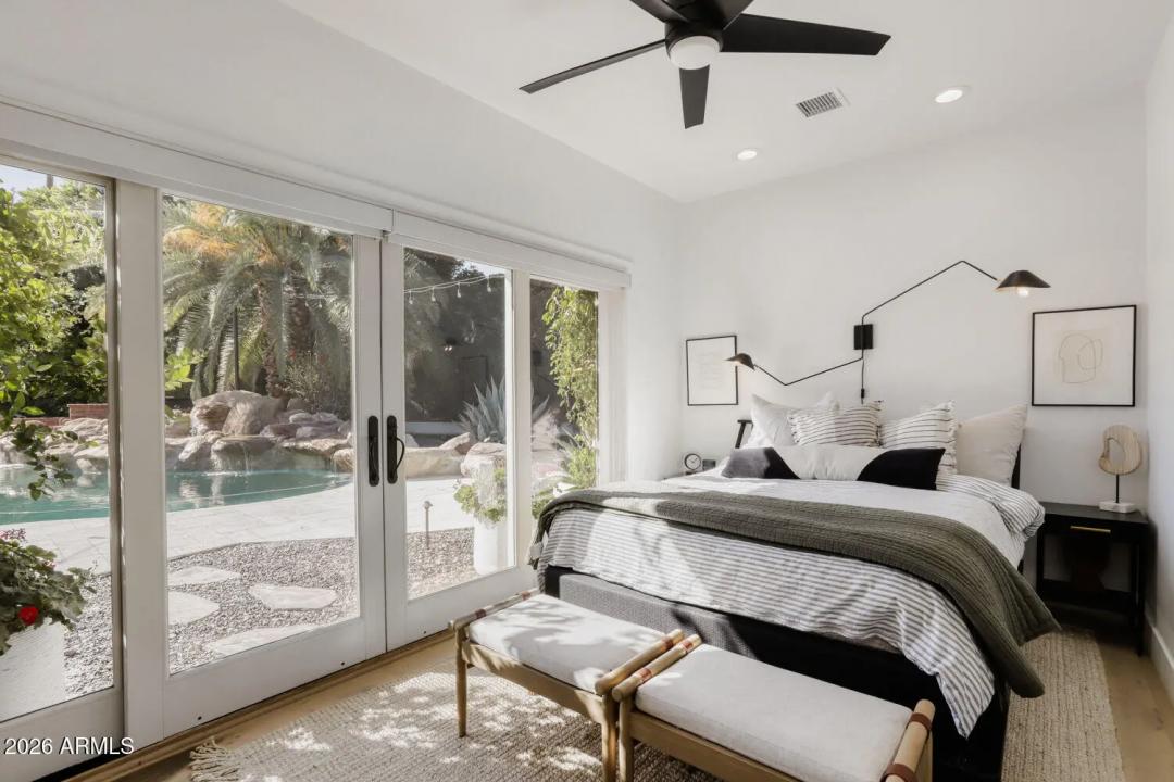 Real Estate Picture 25