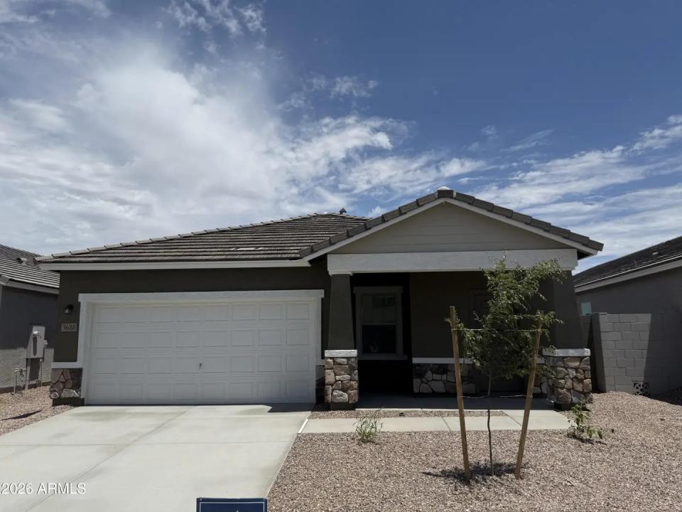 Real Estate Picture 1