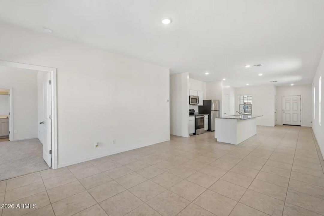 Real Estate Picture 10