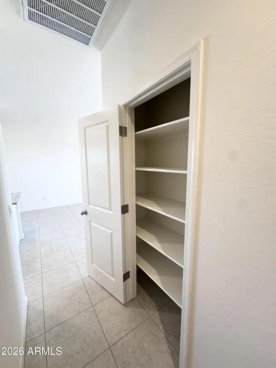 Real Estate Picture 11