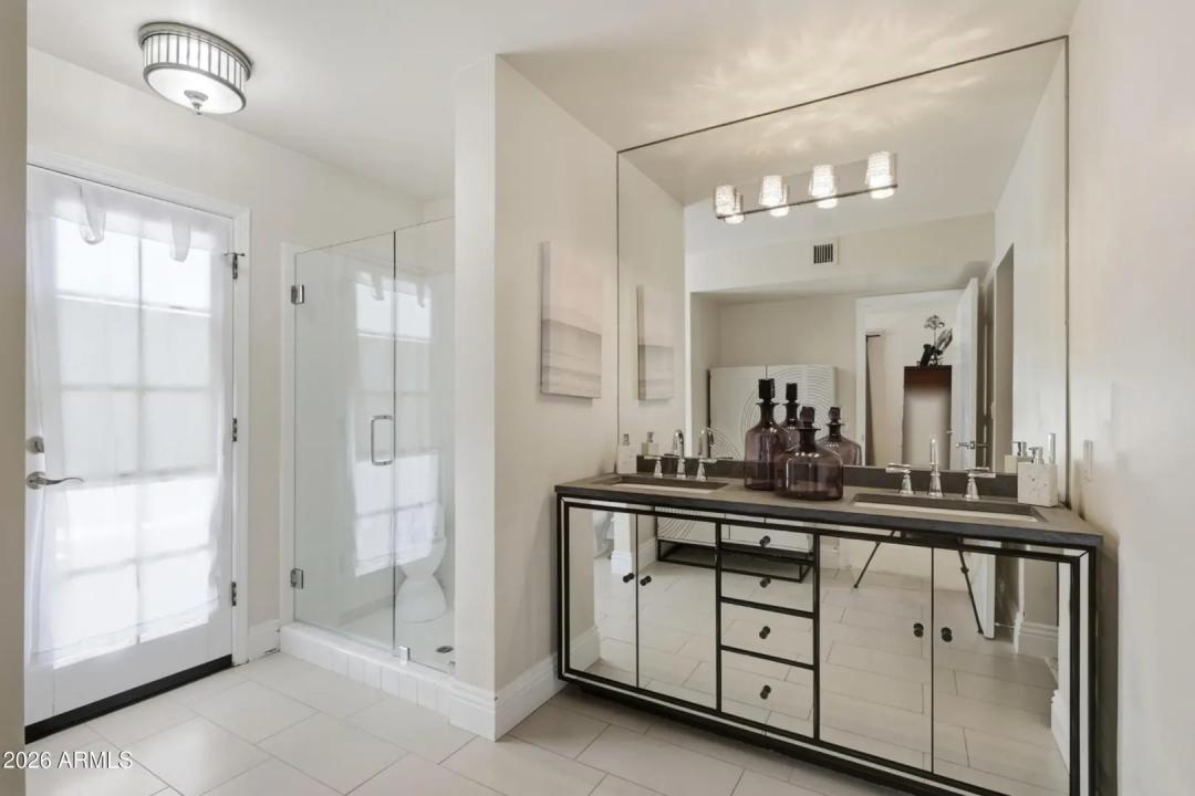 Real Estate Picture 26