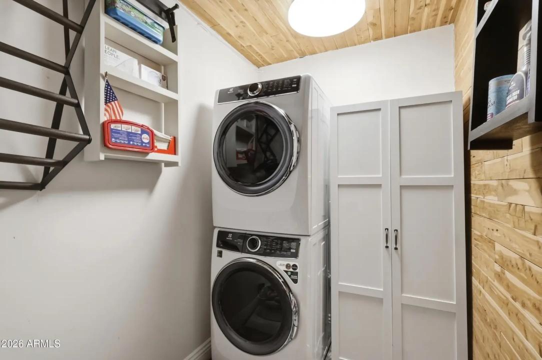 Real Estate Picture 45