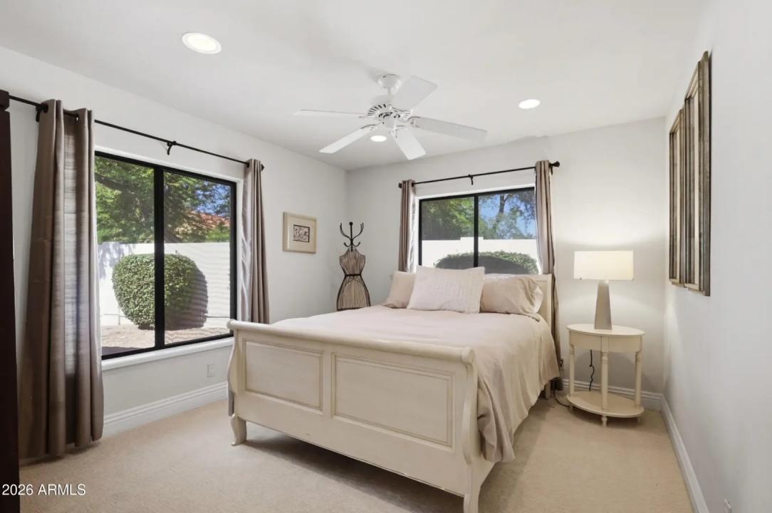 Real Estate Picture 40