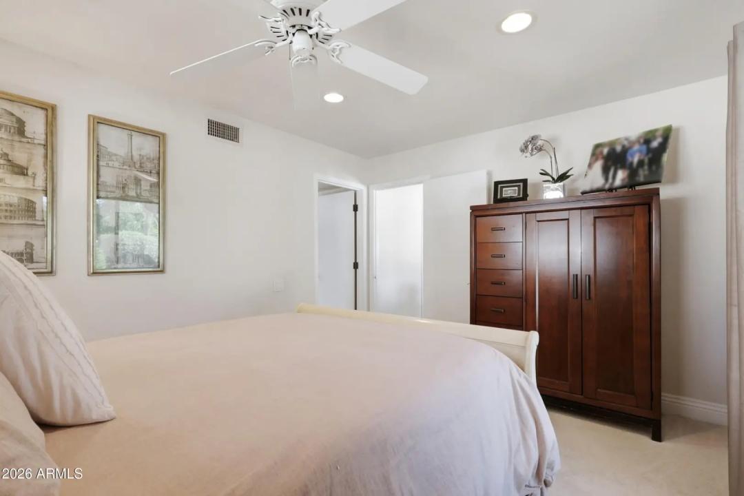 Real Estate Picture 41