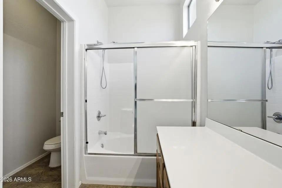Real Estate Picture 14