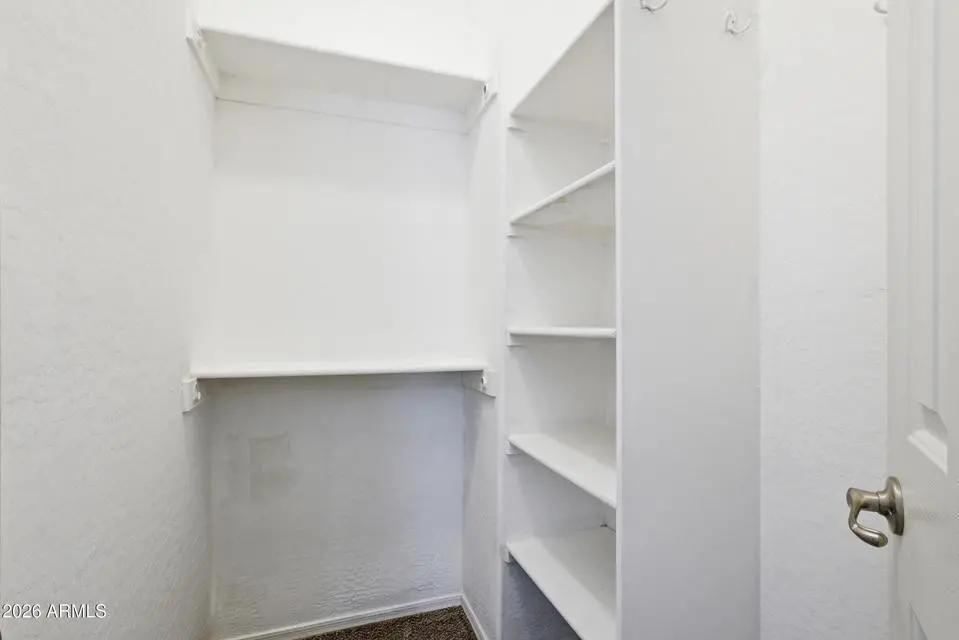 Real Estate Picture 15