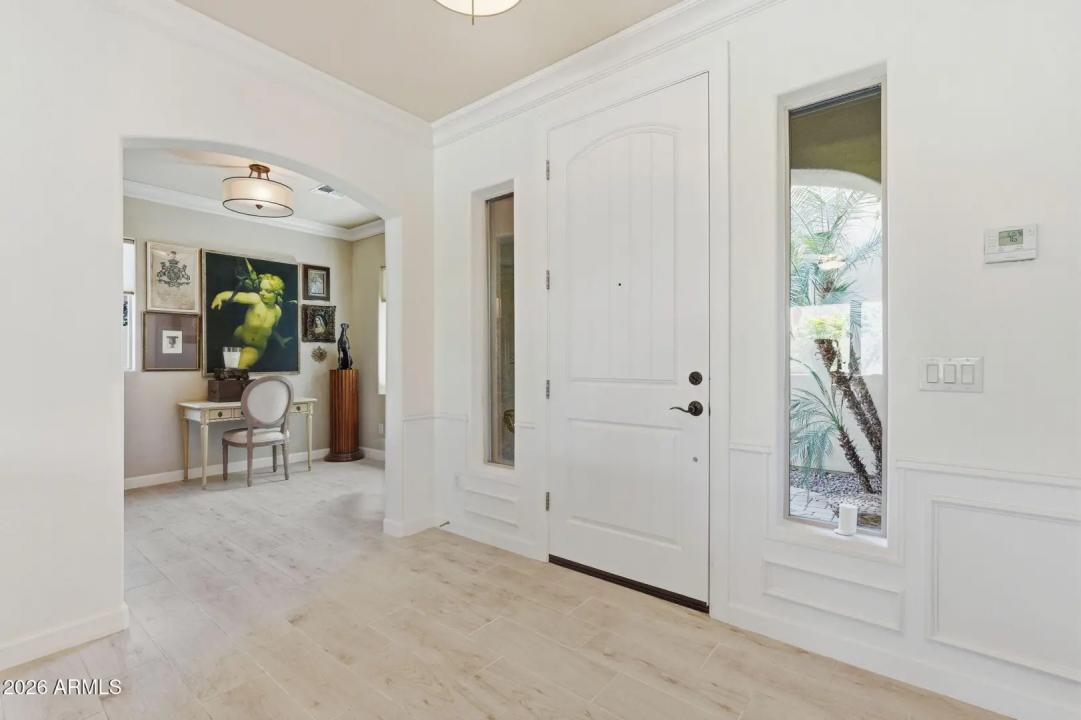 Real Estate Picture 14