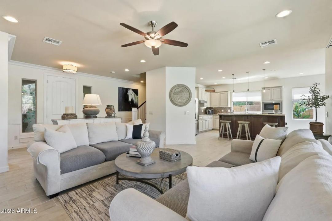 Real Estate Picture 20