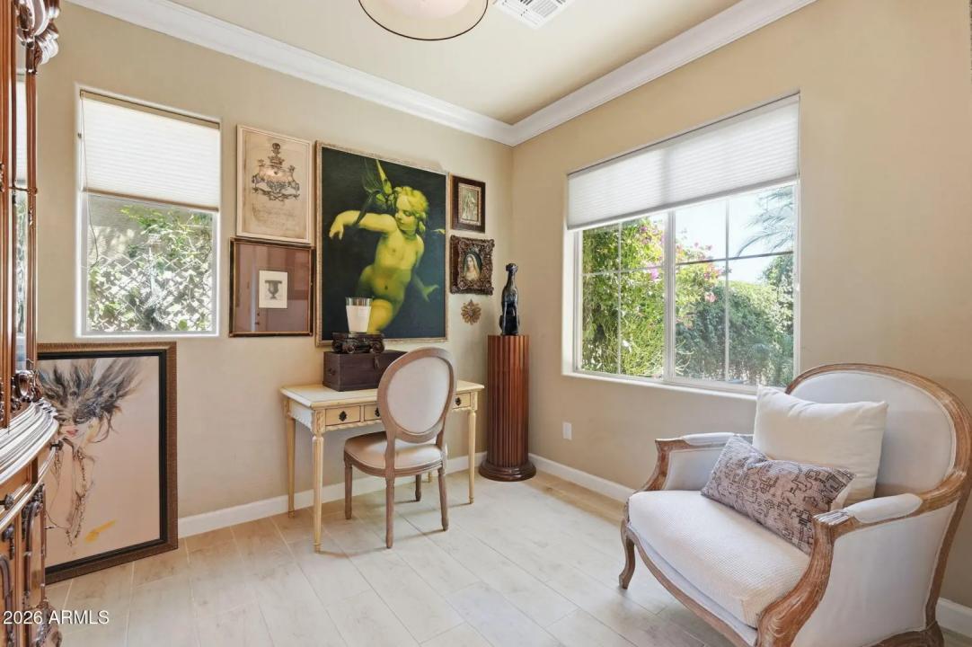 Real Estate Picture 15