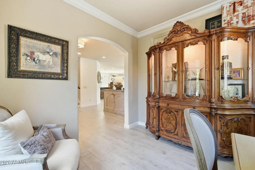 Real Estate Picture 16