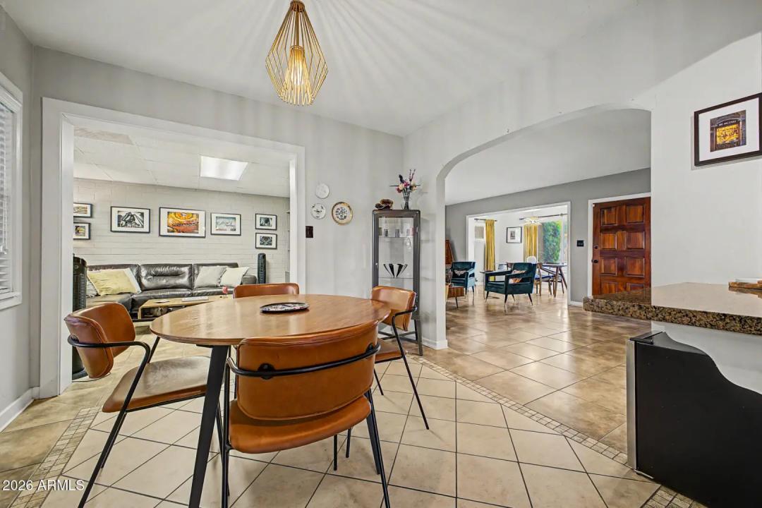 Real Estate Picture 19