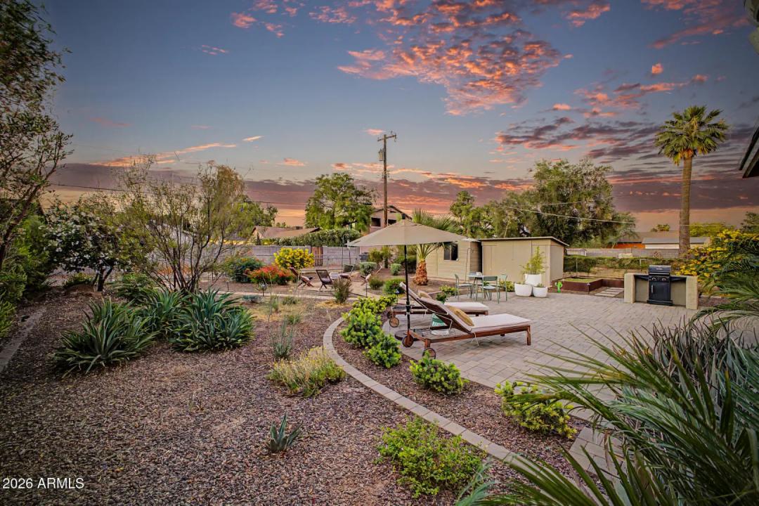 Real Estate Picture 33