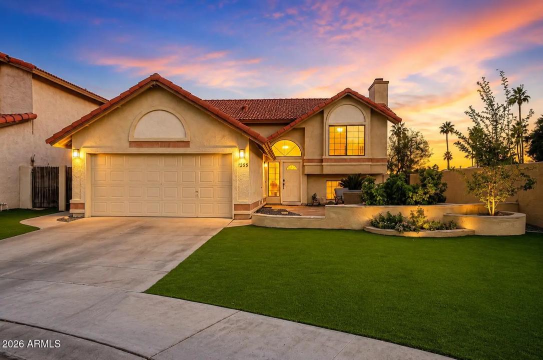 1255 W SEA SHELL Drive Gilbert AZ 85233