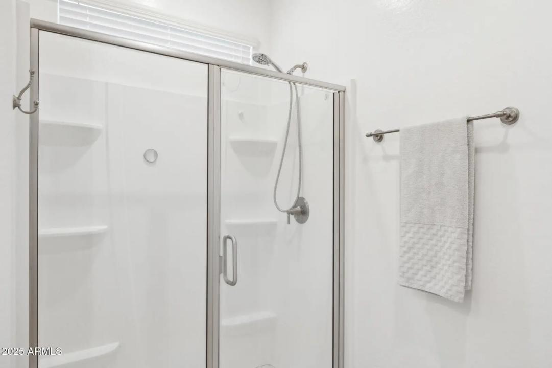 Real Estate Picture 14
