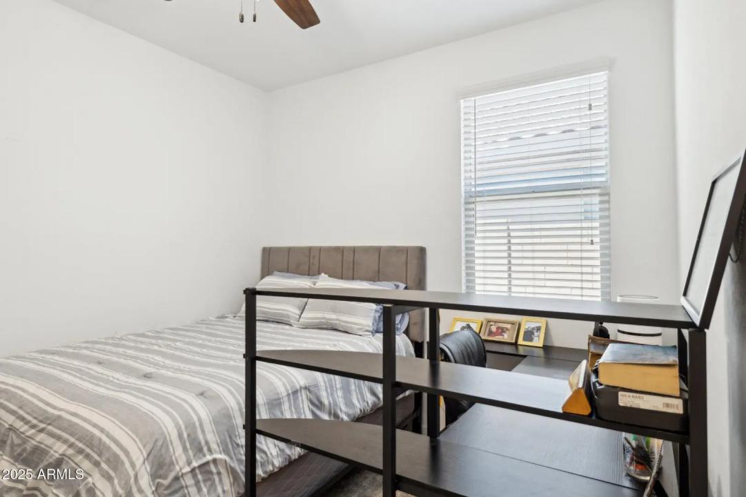 Real Estate Picture 19