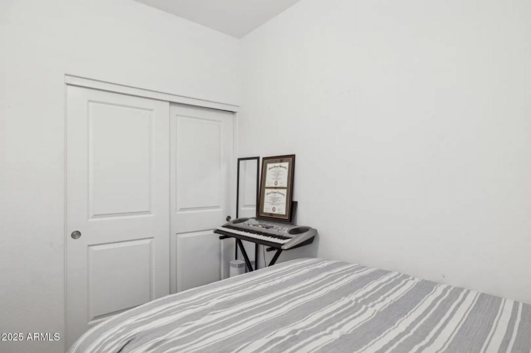 Real Estate Picture 20