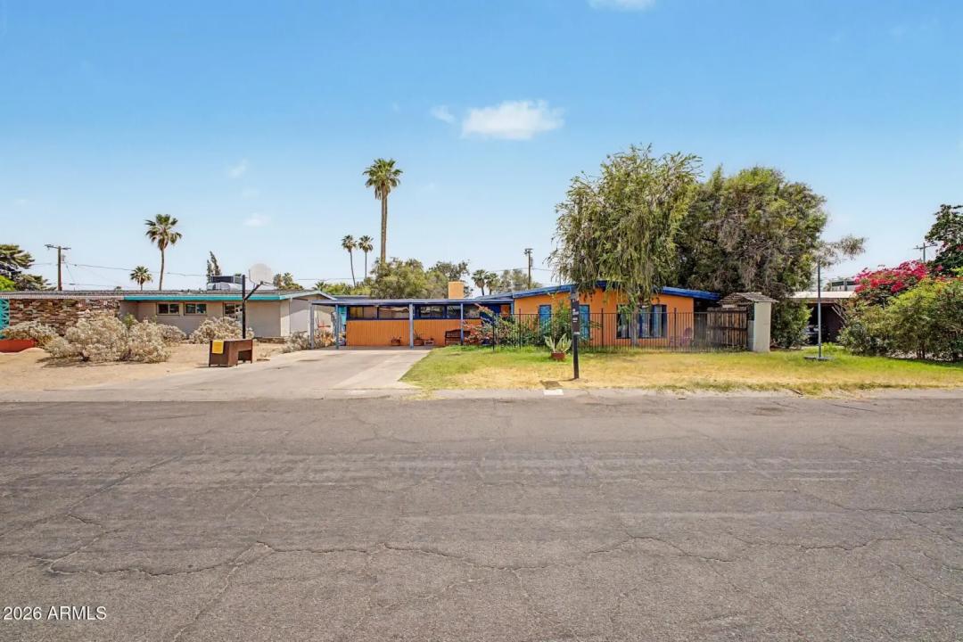 Real Estate Picture 2