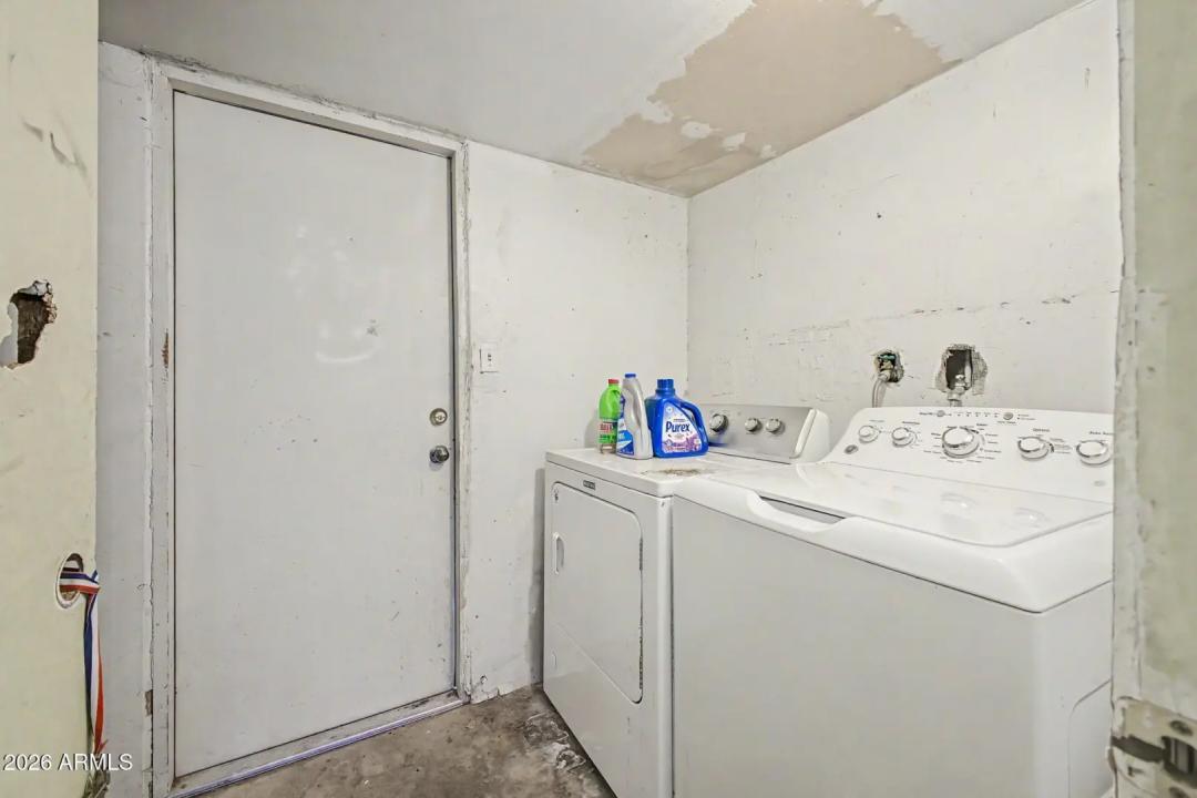 Real Estate Picture 27