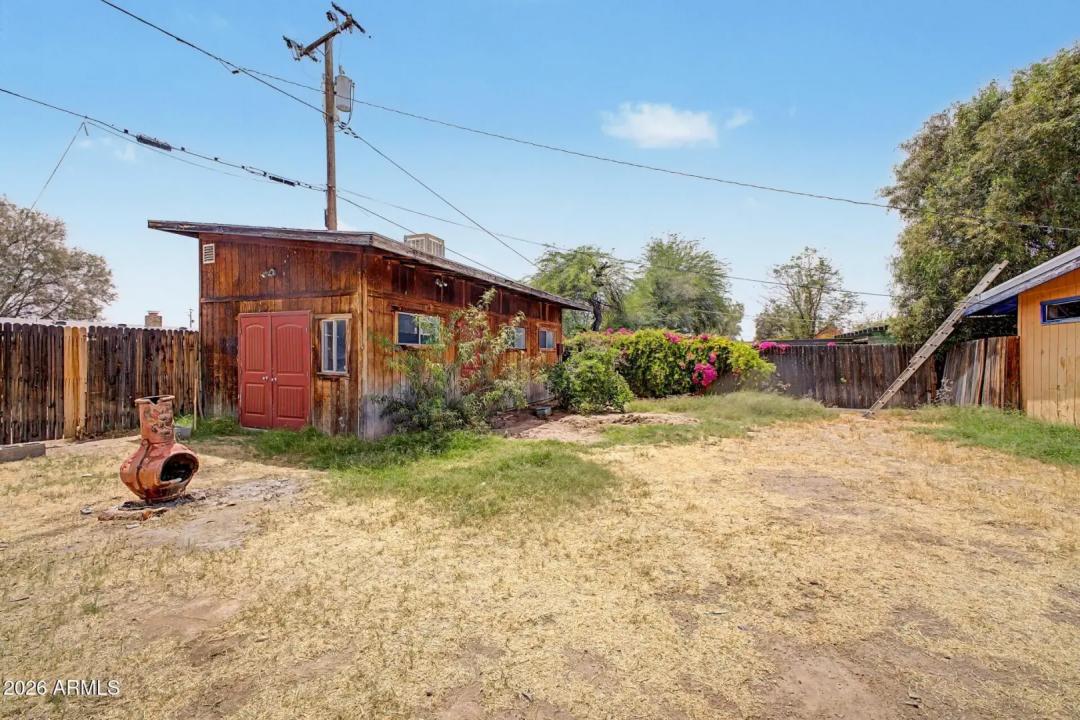 Real Estate Picture 35