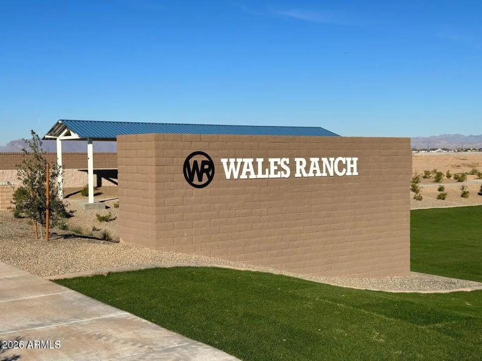 Real Estate Picture 30