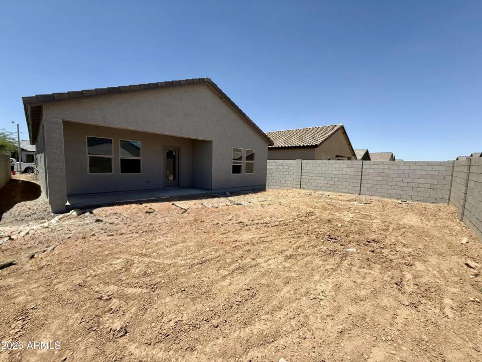 Real Estate Picture 16