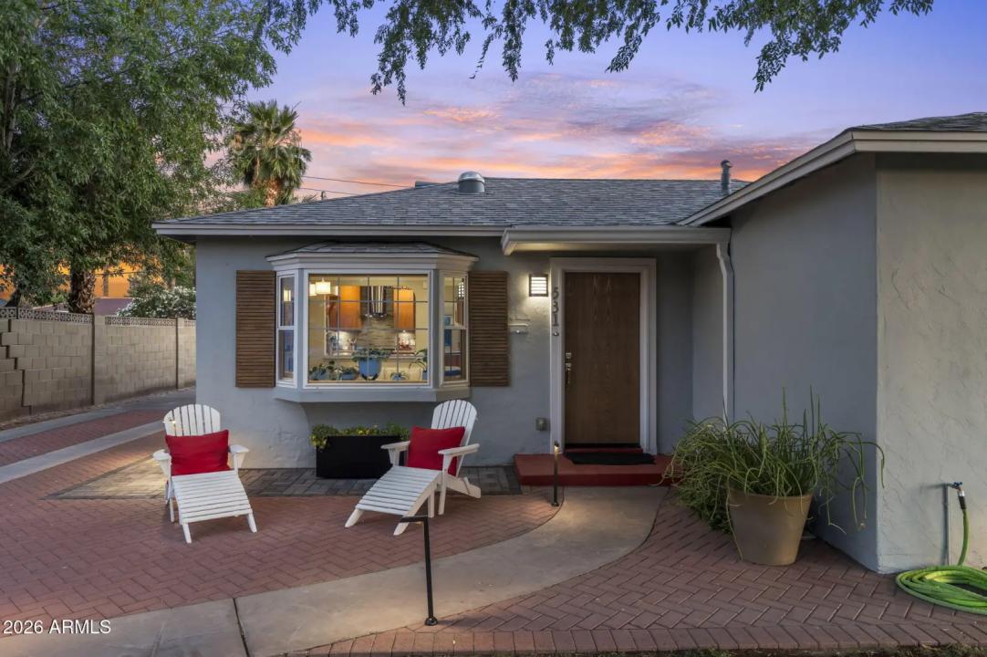 Real Estate Picture 16